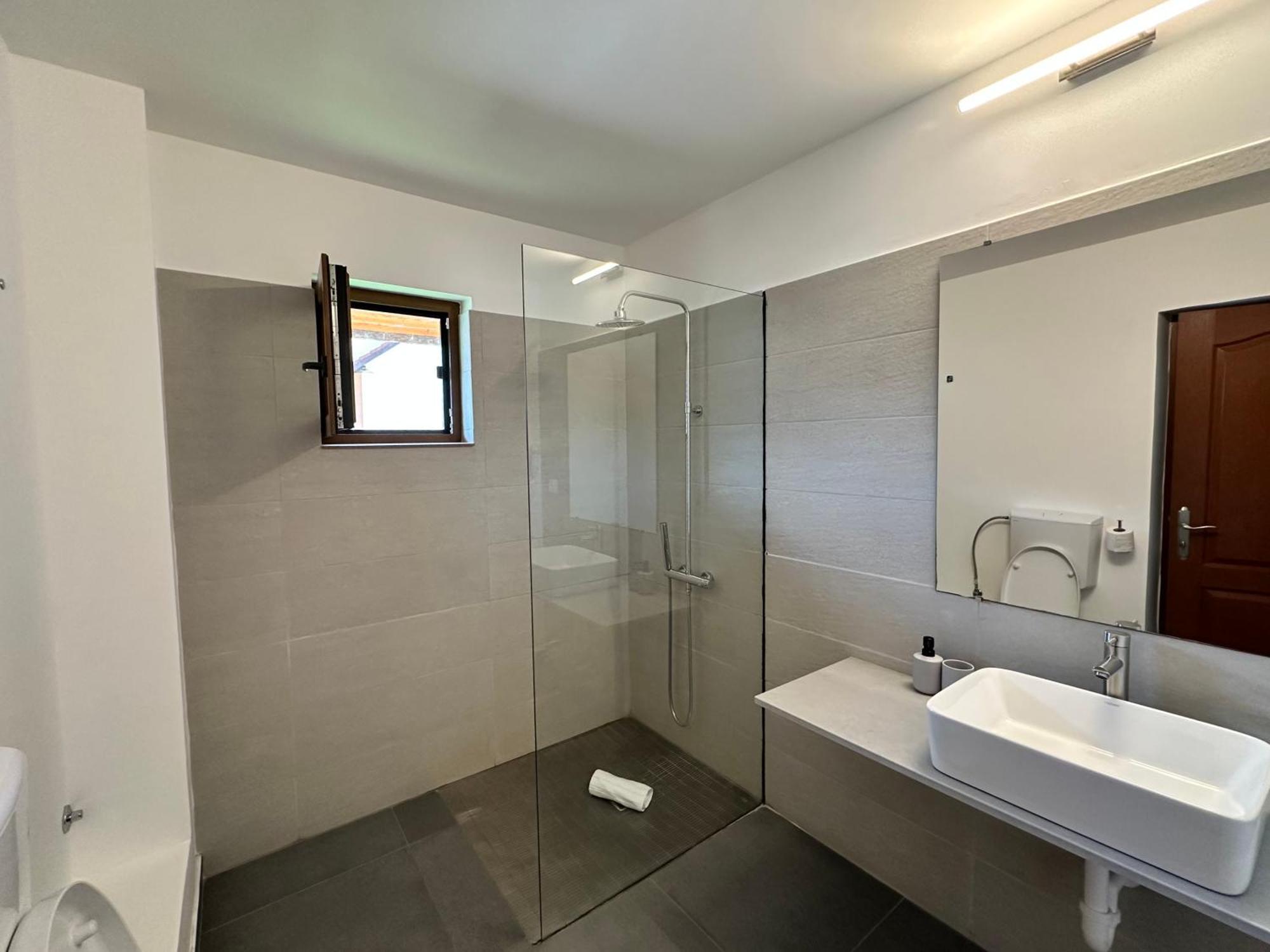 Casa Nube Hotell Orşova Exteriör bild